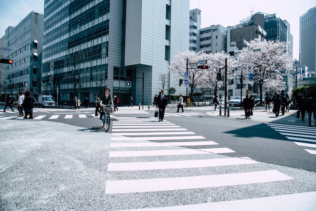 喀什为何勤工俭学对在日本的留学生的职业生涯至关重要？